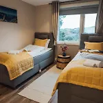 Lofoten Planet - Boutique Jaktstuga *