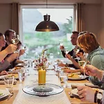 Lofoten Planet - Boutique Jaktstuga *
