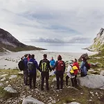 Lofoten Planet - Boutique Jaktstuga Sørvågen