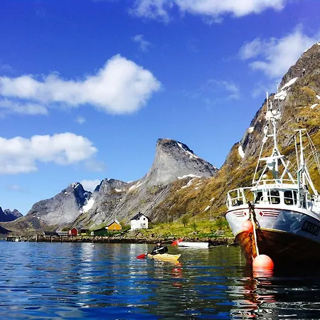 Lofoten Planet Basecamp *