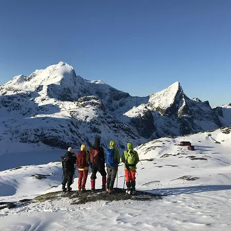 Lofoten Planet Basecamp *