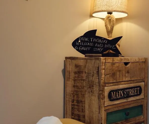 Lofoten Planet - Boutique Jaktstuga Sørvågen